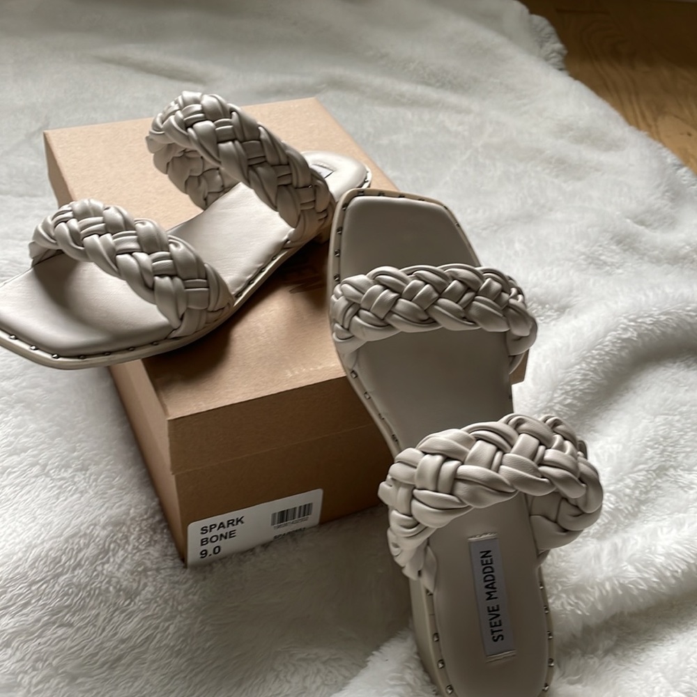 Steve Madden Spark Sandal